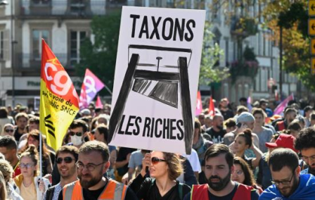 /france-mein-sab-kuch-roko-andolan