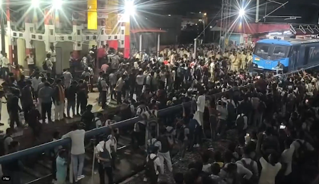 /yuvaon-ke-aakrosha-se-dahala-pataliputra-station-0