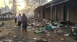 /shasakon-ki-lagai-aag-mein-jhulasata-asam