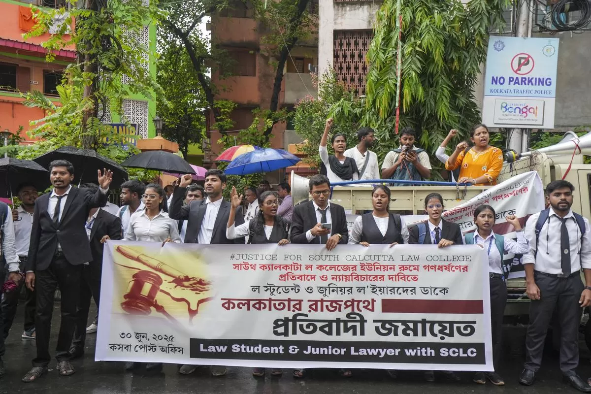 /kolkataa-law-college-mein-gang-rape