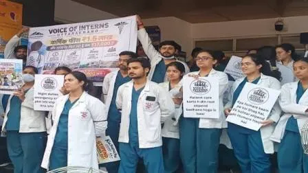/uttarakhand-ke-ug-pg-doctors-ka-karya-bahishkaar
