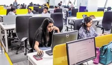 /8-hours-working-day-ko-badhane-mein-juti-government